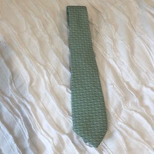 Boys vineyard vines tie